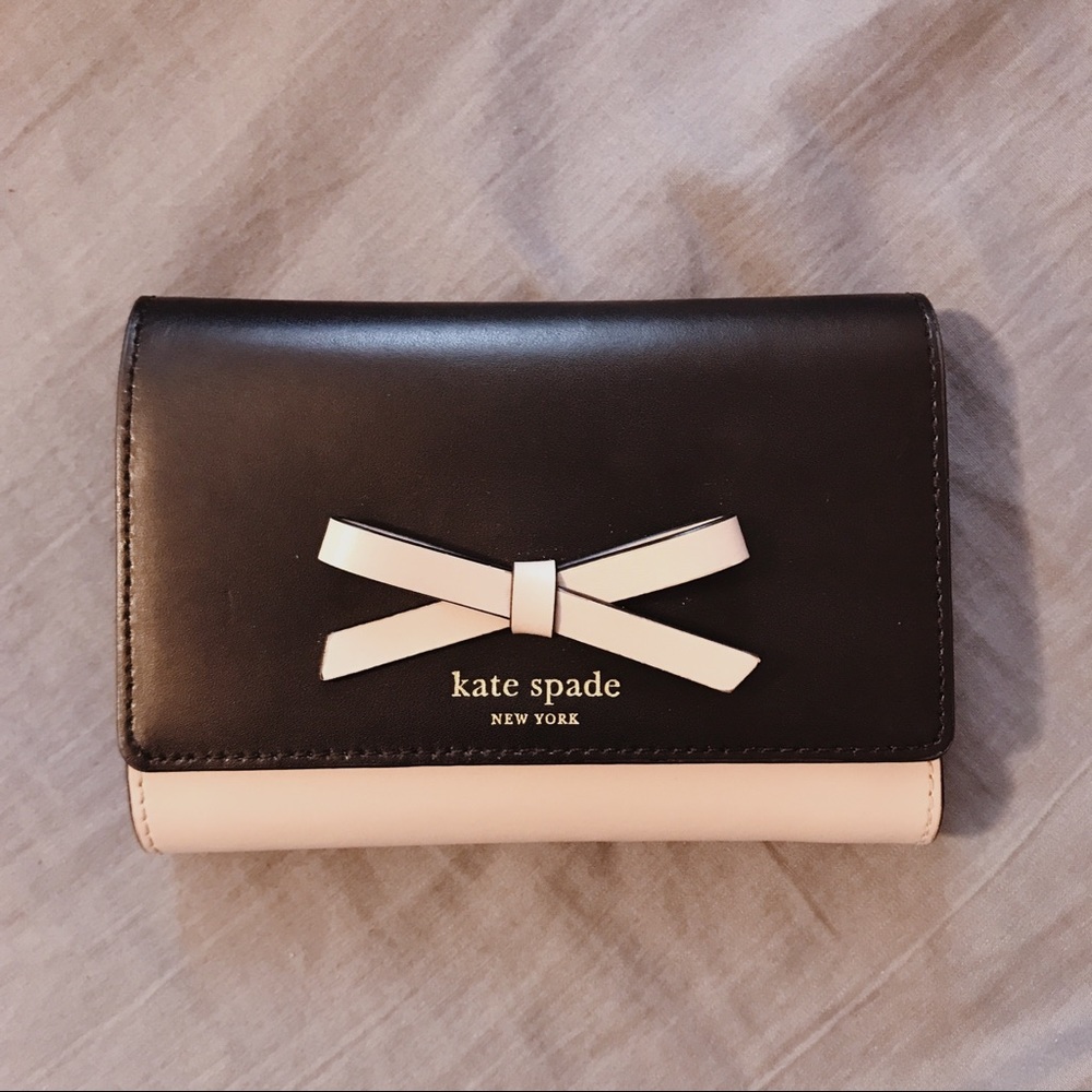 Kate Spade Bow Wallet